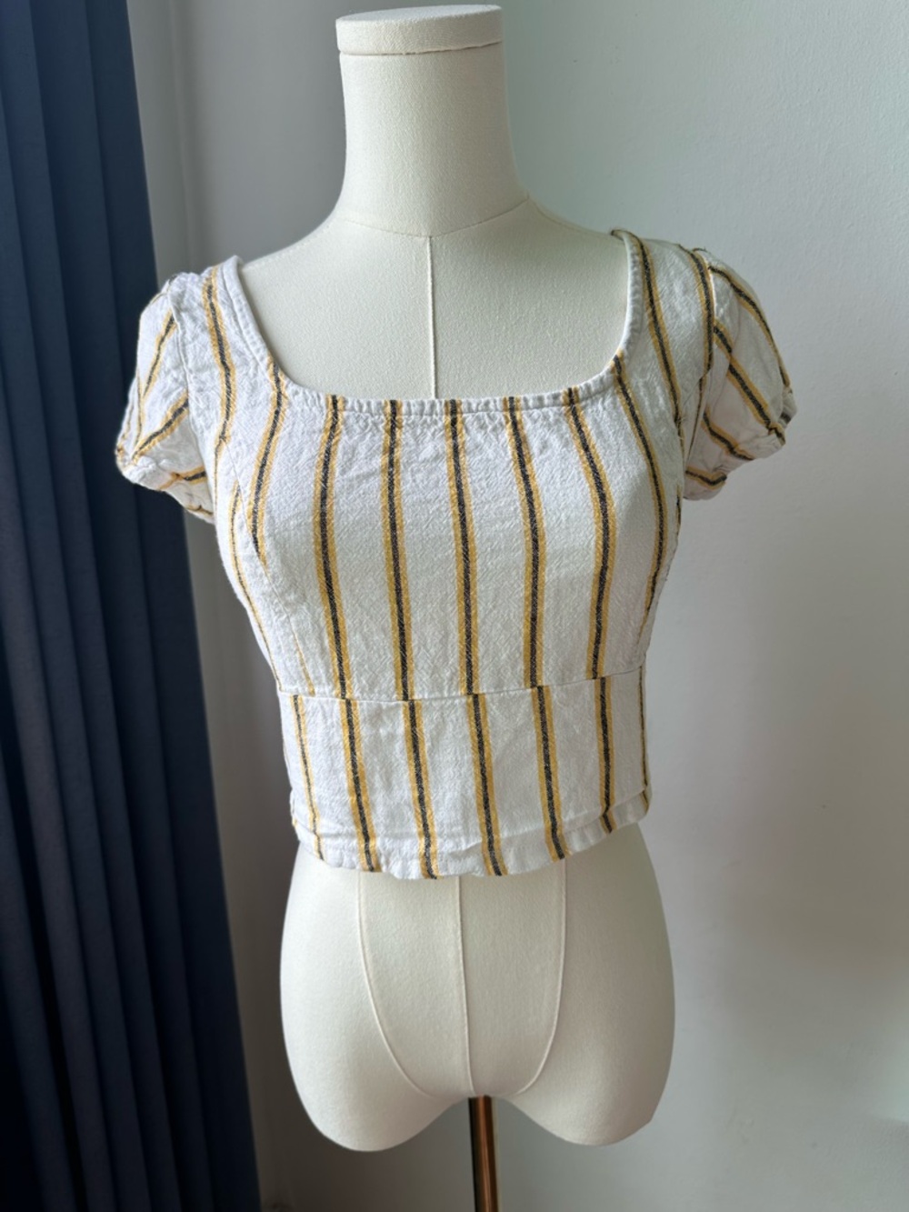 Love tree Striped Square-Neck Crop Top - White and Mustard Size Small Casual